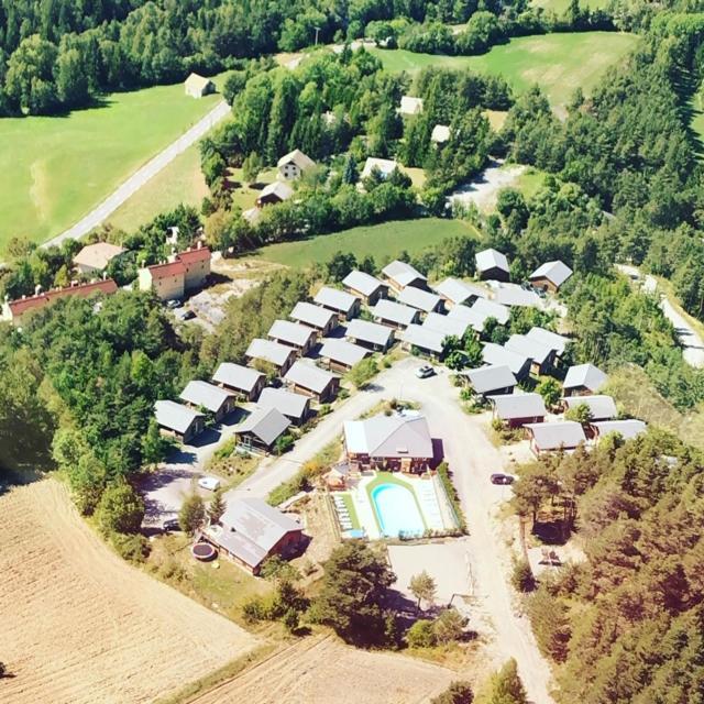 Villa les balcons du grand puy à Seyne Extérieur photo